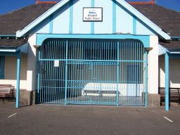 Gate2
